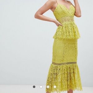Yellow Peplum Lace Dress With Delicate Trim